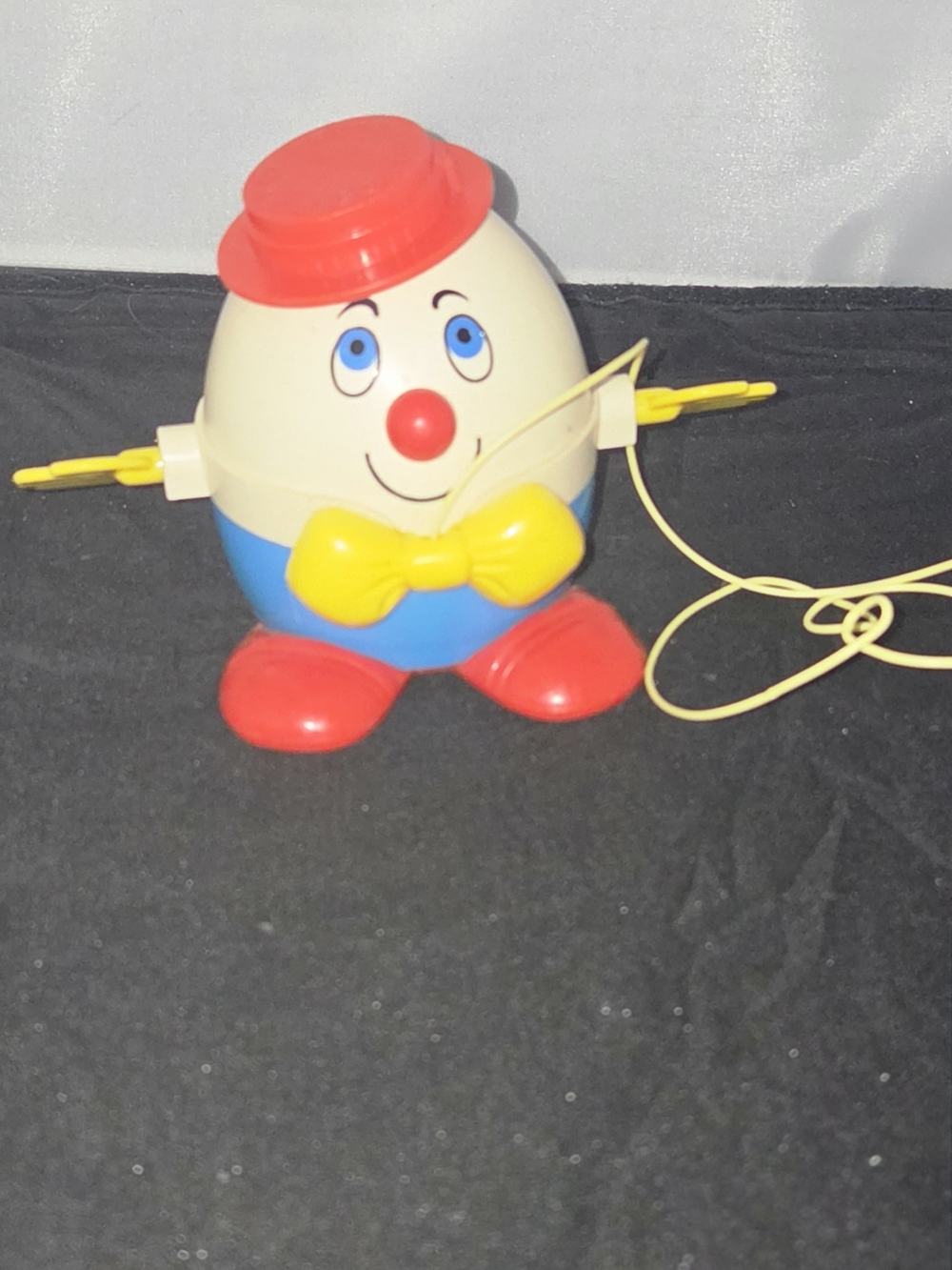 Fisher-Price Humpty Dumpty Pull-Along Toy - Red, Blue, Yellow, Cream